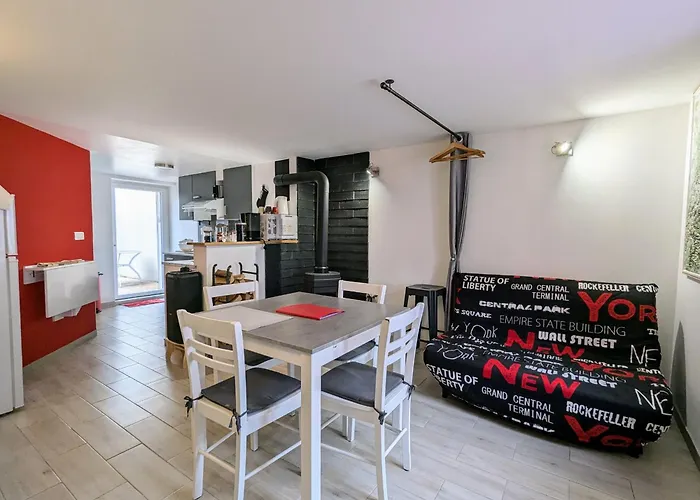 Prázdninový dům Maison De Confortable Proche Nature, Ideale Pour 4 Personnes - Fr-1-589-772